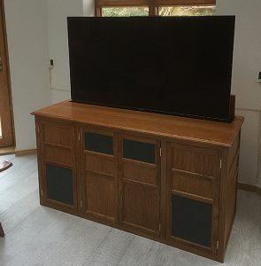 TV lift cabinet in oak