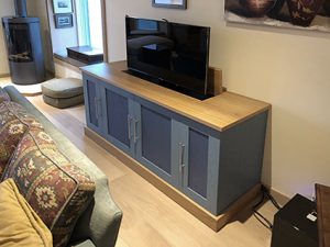 TV lift cabinet in Cornwall